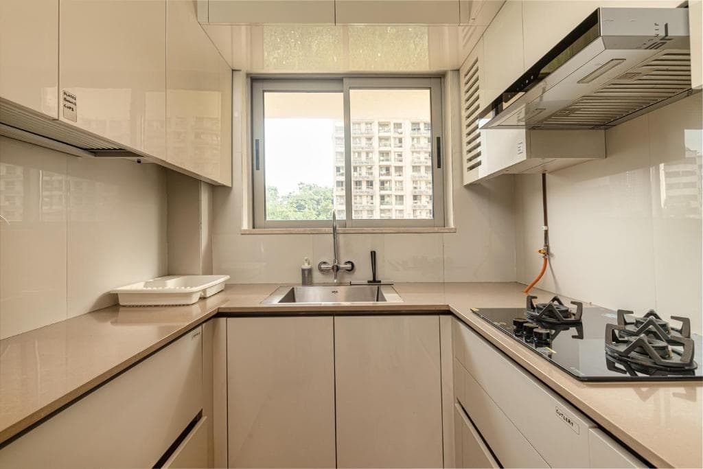 4 BHK Luxury Residence in Hiranandani Heritage, Kandivali West