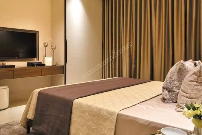 Title: Luxury 3 BHK Apartments at Lodha Acenza Andheri East