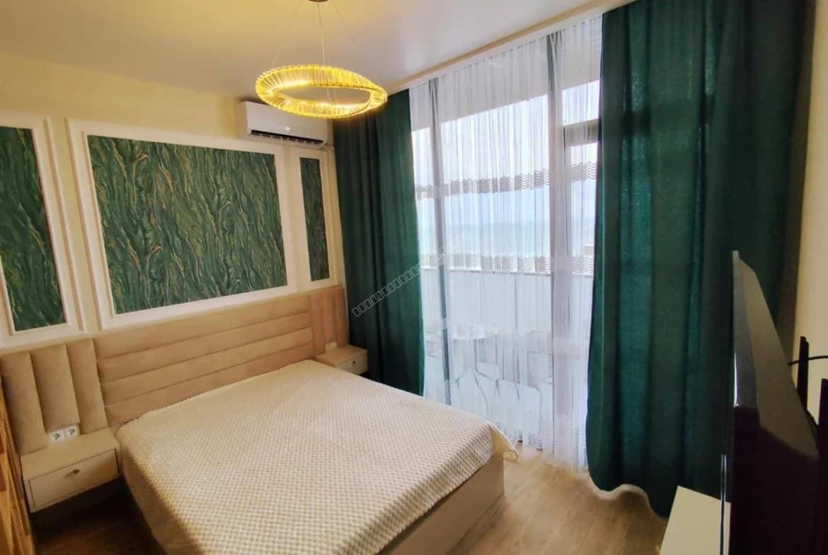 127 Upper East – Exclusive 8 BHK Jodi Residences for Sale in Santacruz East