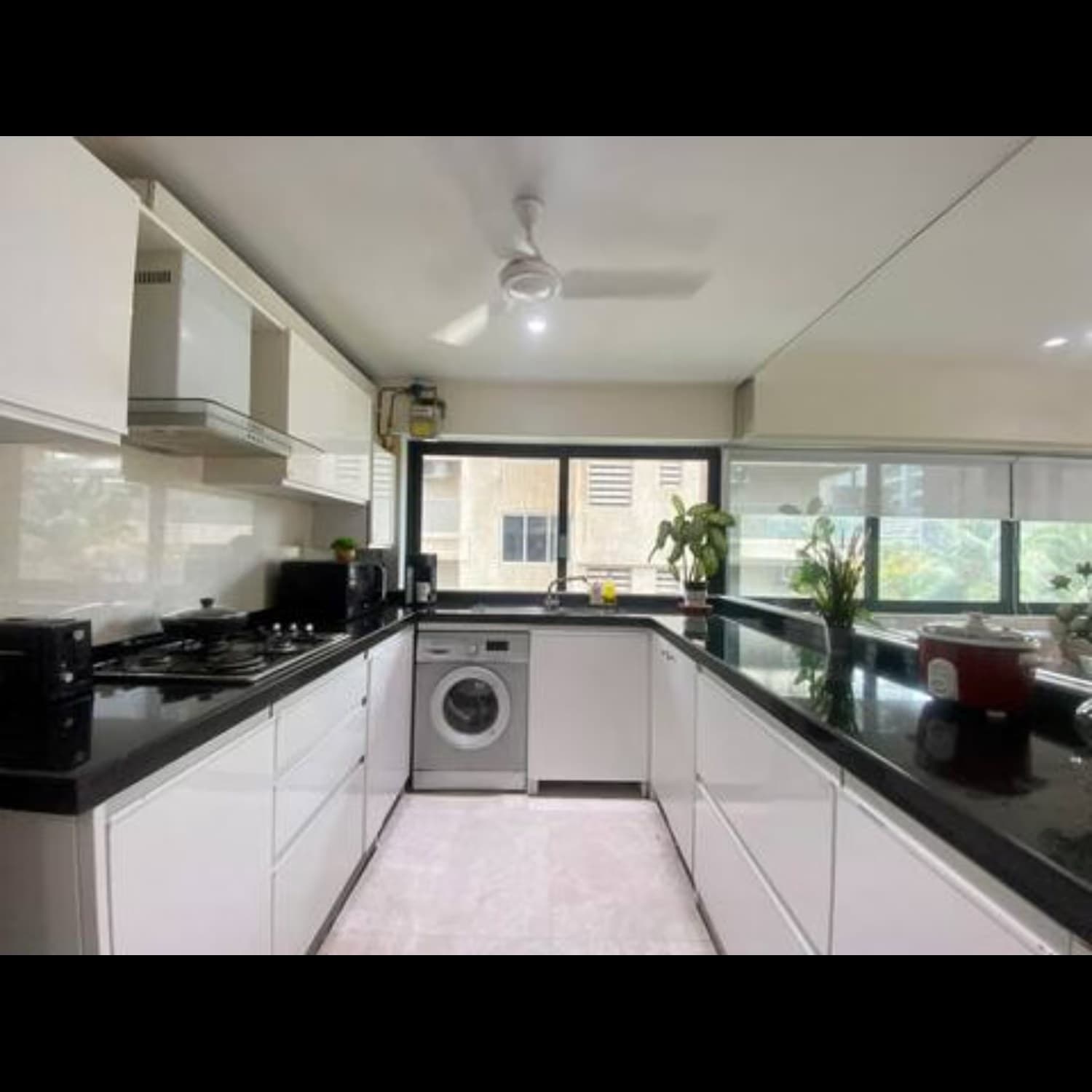 Kakad Apartments, Pali Road | 2 BHK | 823 Sq.Ft Carpet | ₹4.30 Cr