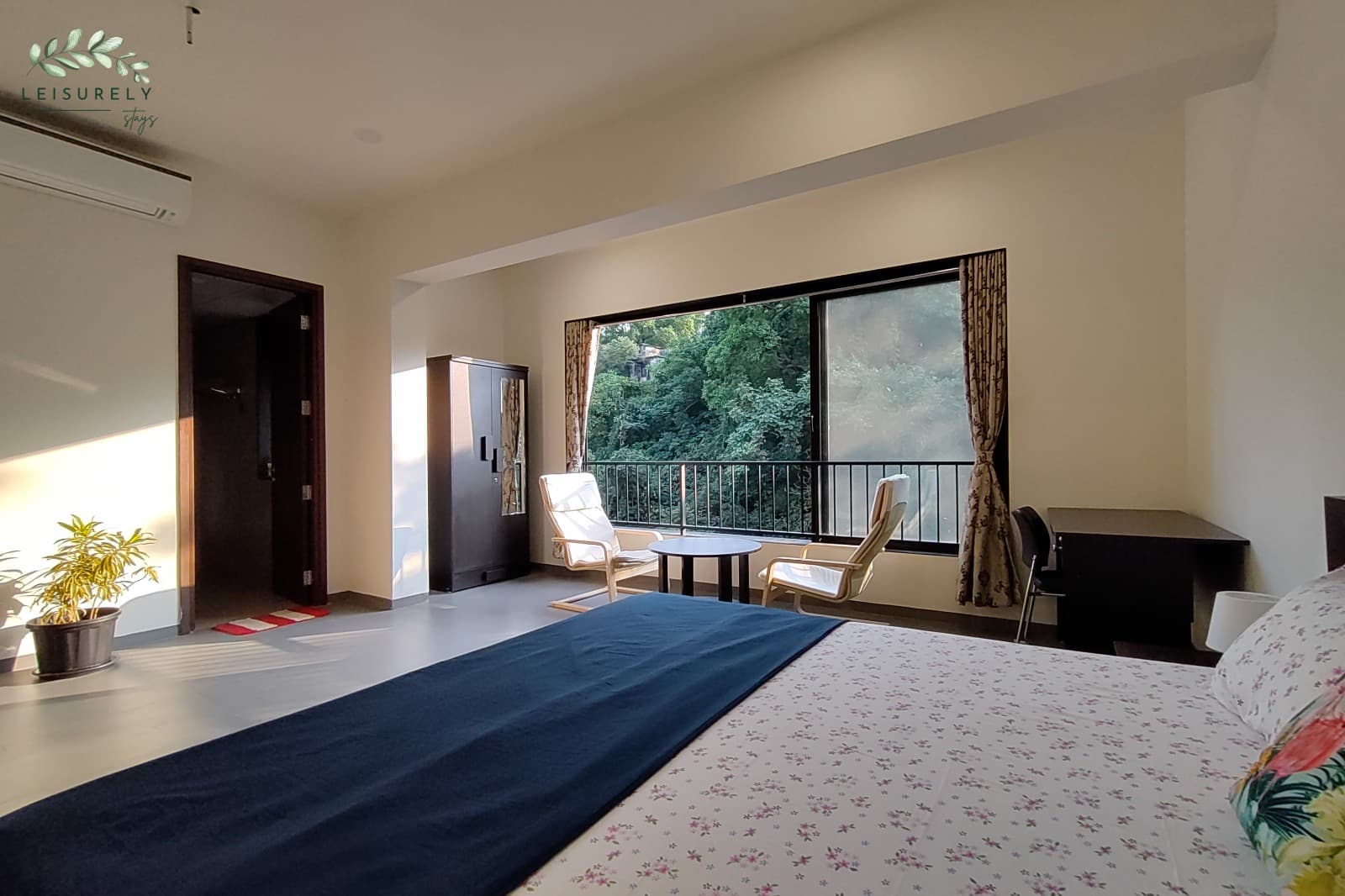 Ultra-Luxury 4 BHK Duplex with Private Terrace at Blue Lotus | Khar West 2