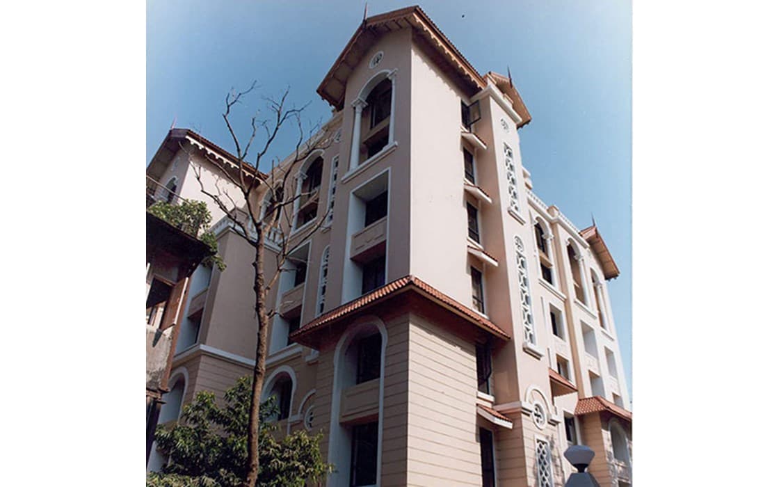 Konark Classic, Bandra West – Premium 2 BHK on Hill Road 2