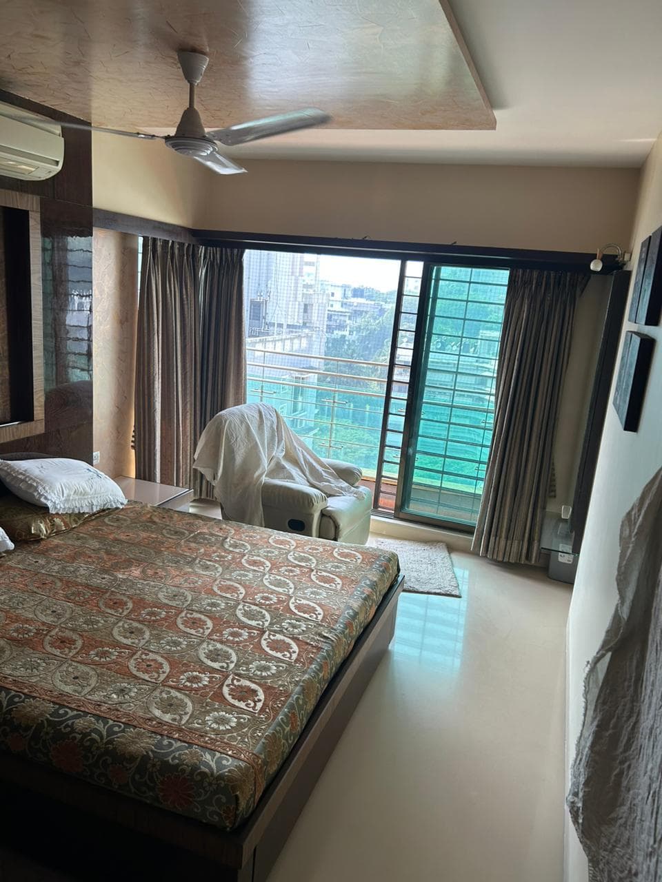 Terrace Flat For sale in Bandra West 3