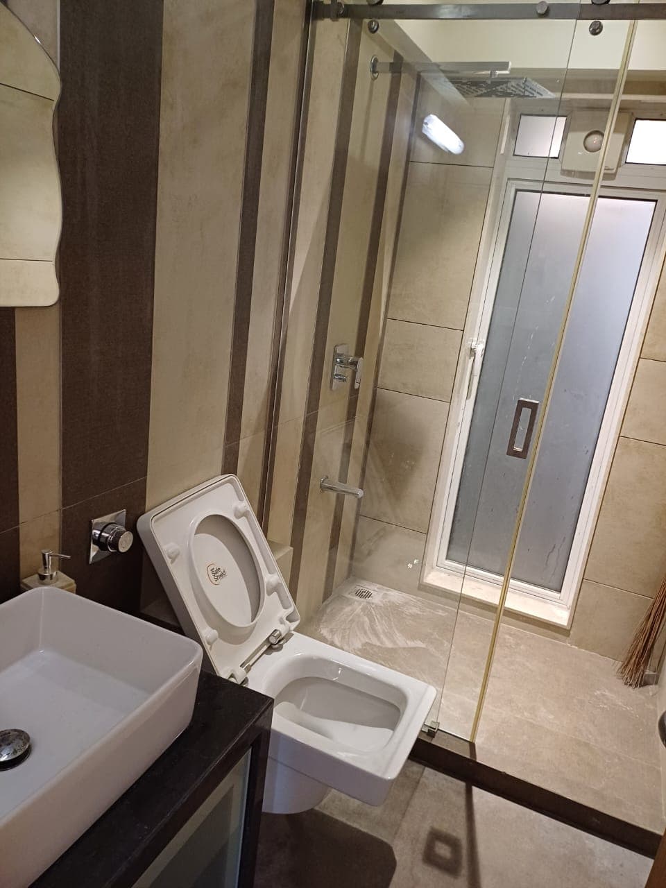 Lido Tower | Fully Furnished 2BHK | Santacruz West | ₹1.75LRent 2