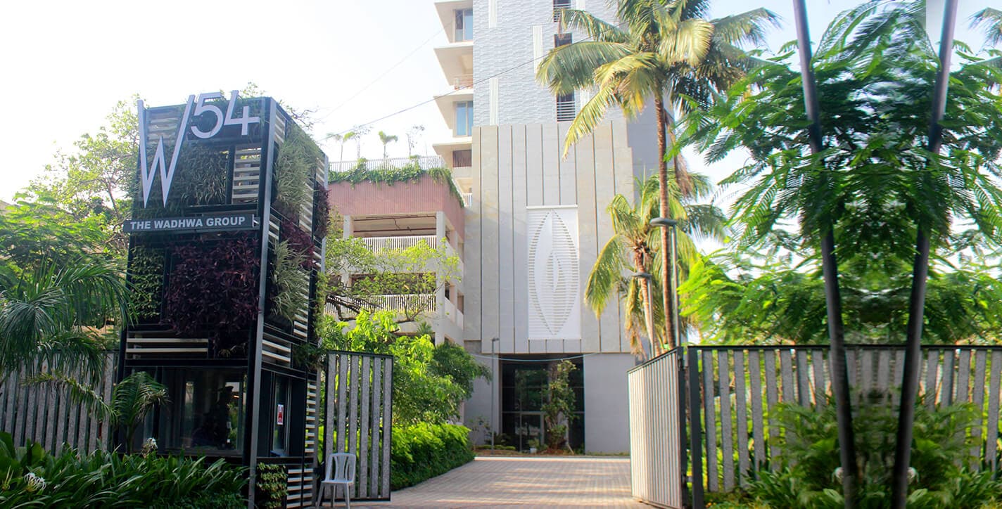 Luxury 3 BHK Residences with Iconic Sea Views at Wadhwa W54, Matunga 4