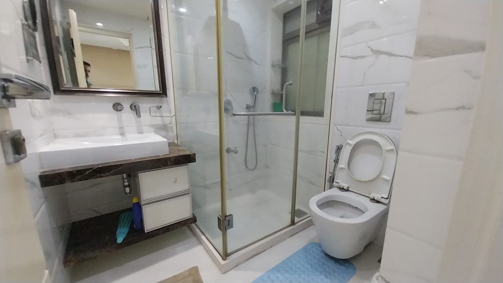 2.5 BHK + Private Terrace in Nav Natraj, Santacruz West