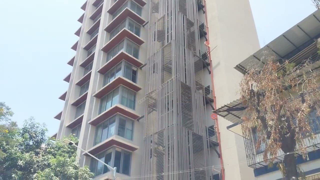 Ekam – 1005 Sqft | One Flat Per Floor | Santacruz West | ₹6.10 Cr