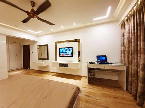 4 BHK at Flamingo Apartments Khar West 2