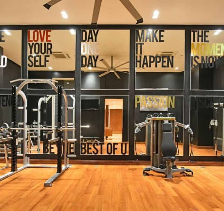 Rustomjee Paramount, Khar West – Luxury 2 to 5 BHK Residences with Premium Amenities 2