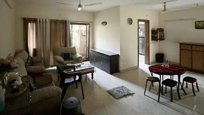 Sea-Facing Furnished 3 BHK (Converted from 4 BHK) for Sale / Lease at Mount Mary Hill, Bandra West 4