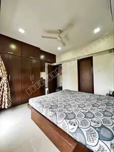 Spacious Jodi Flat for Sale in Khar West