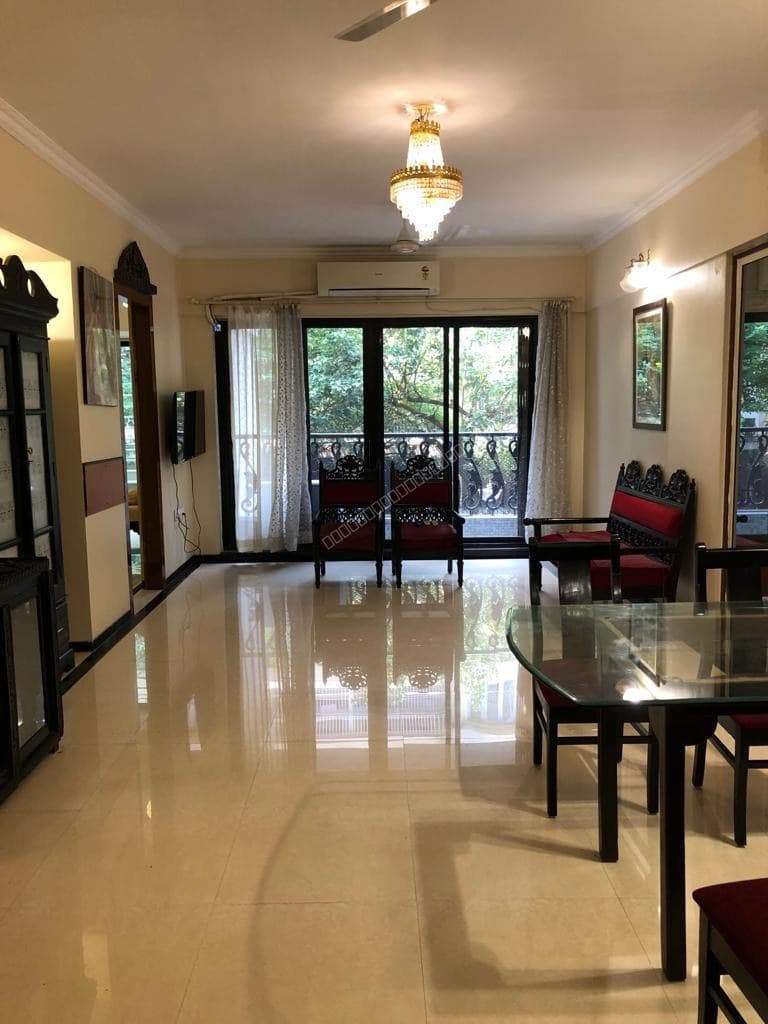 Spacious 2 BHK Apartment for Sale on East Avenue, Santacruz West