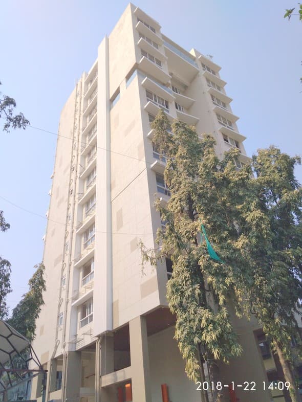 Premium 2 BHK for Sale at Simran Elite, Santacruz West – Higher Floor | Car Parking 3
